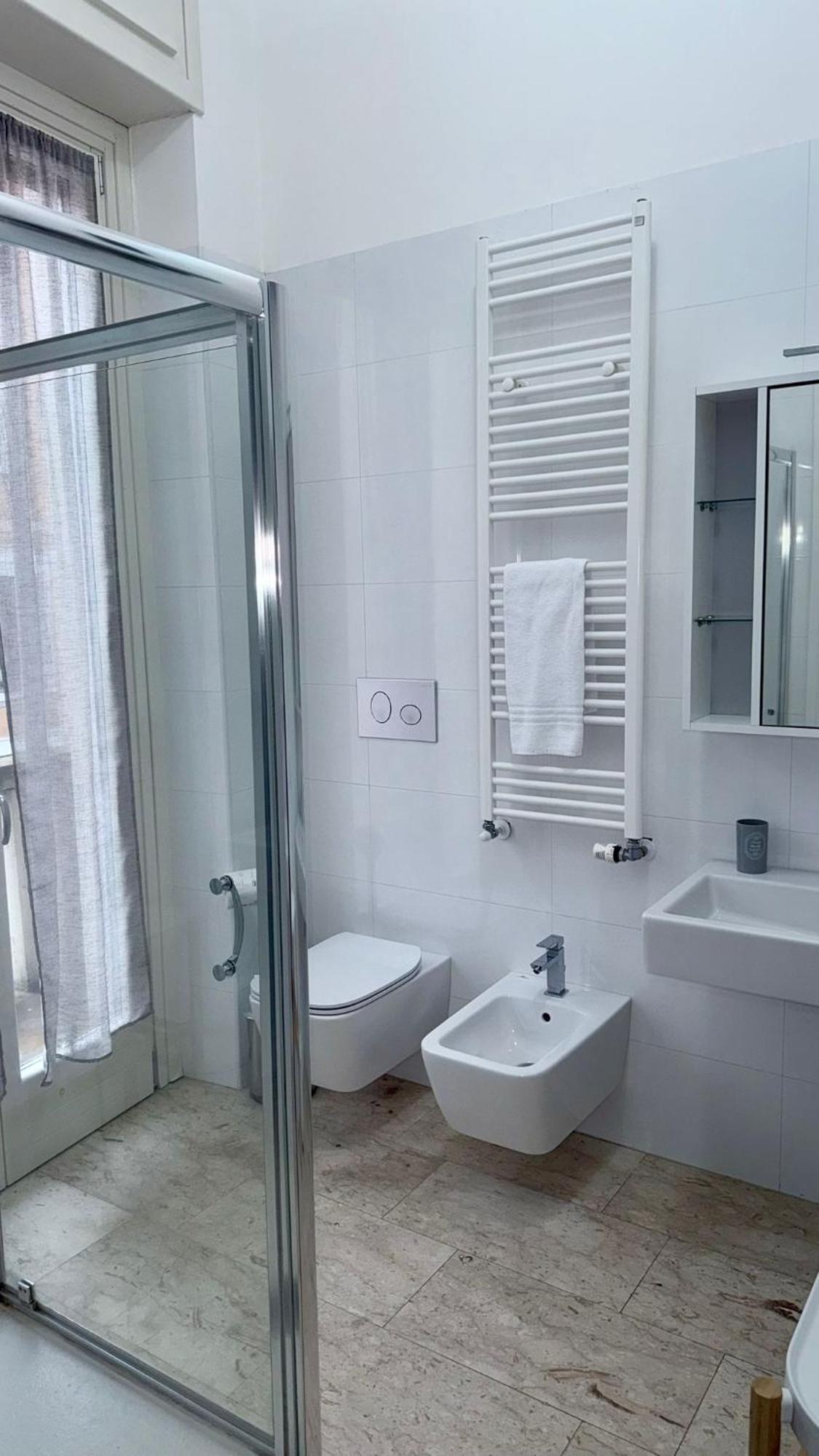 Apartamento Porta Venezia - Downtown Milão